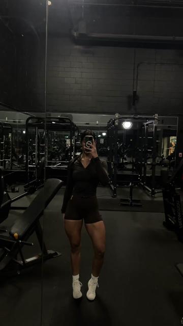 @zeynah🪽