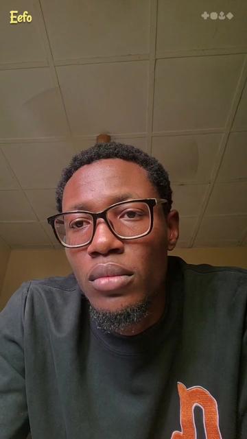 @Eefo | Singer-songwriter