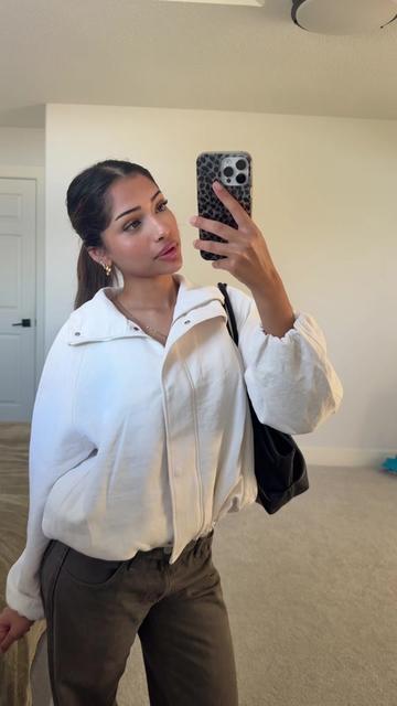 @Sarah khan