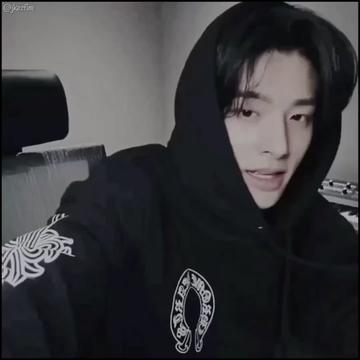 @kae 🦇