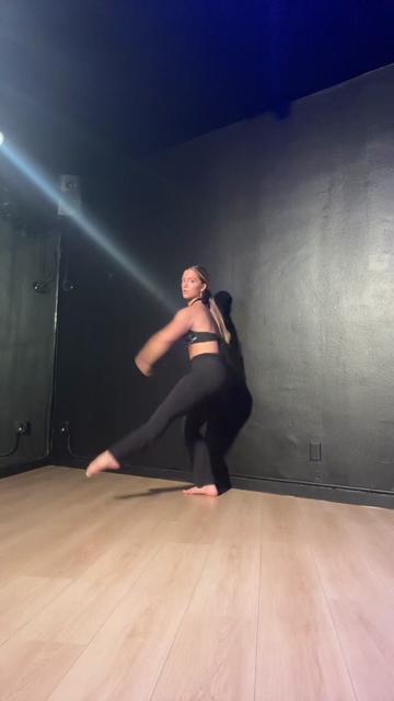 @catherineclaytonn