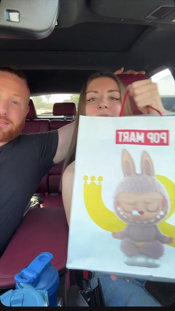@Redandbecca2