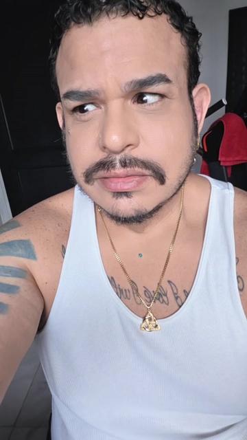 @Woofy