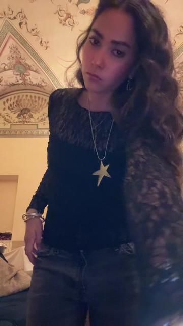 @GABRIELA ☆ ☆ ☆