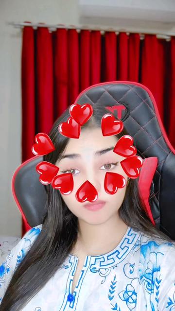 @Queen 👑