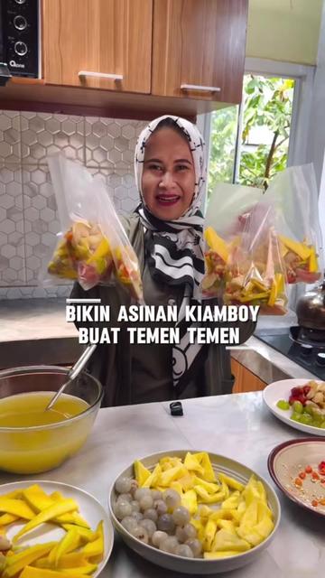 @Mama Akbar Alicia