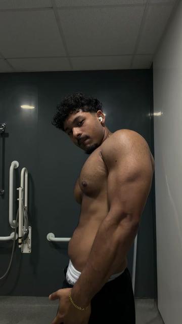 @LijiLifts