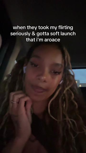 @asexualbarbie