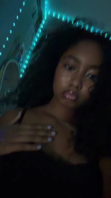 @️
