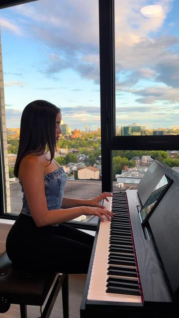 @lynnpianist
