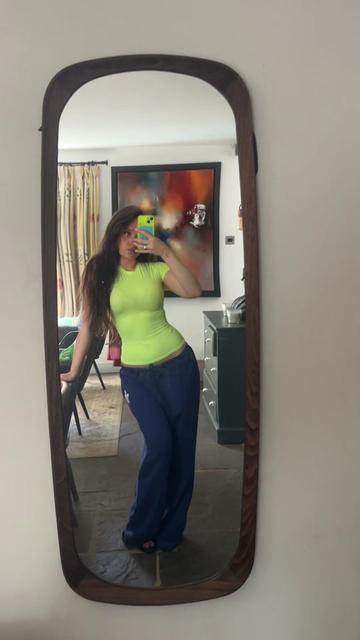 @sexymysterious lady