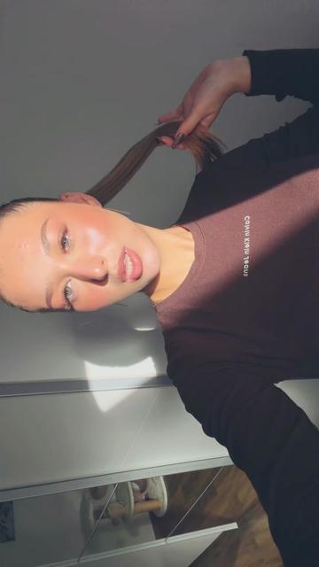@👸🏽