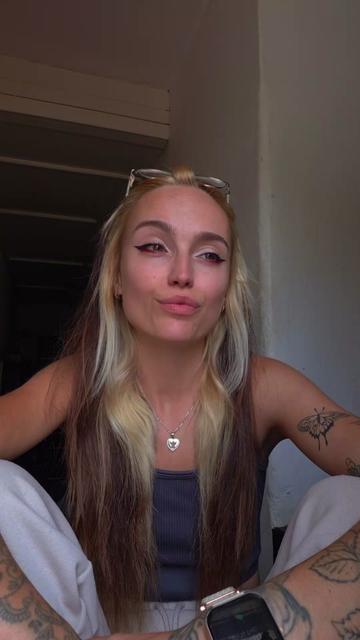 @Marie Ol&aacute;hov&aacute;