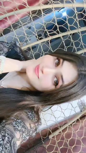 @charming.queen786