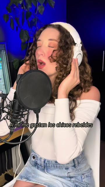 @Desiree Medina Cantante 🎤