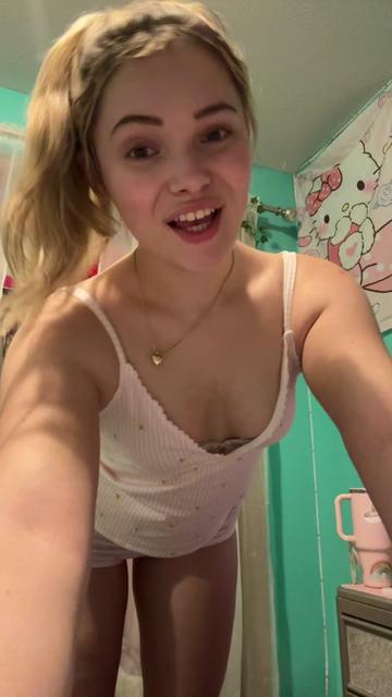 @aminamae9