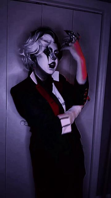 @{ @KELUMINARY }