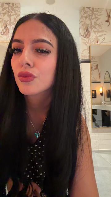 @Britanydoll 💋