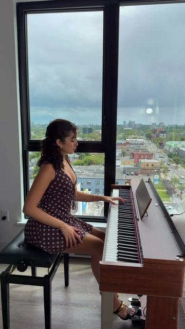 @lynnpianist