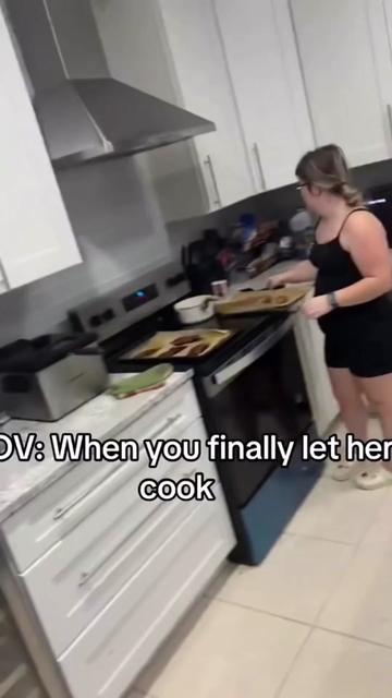 @directornoodles