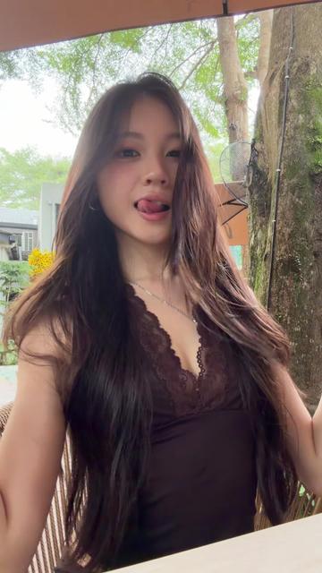 @breena 𝜗𝜚˚⋆