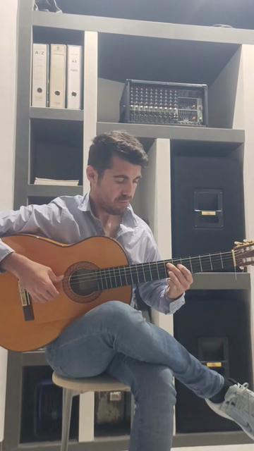@Julián García