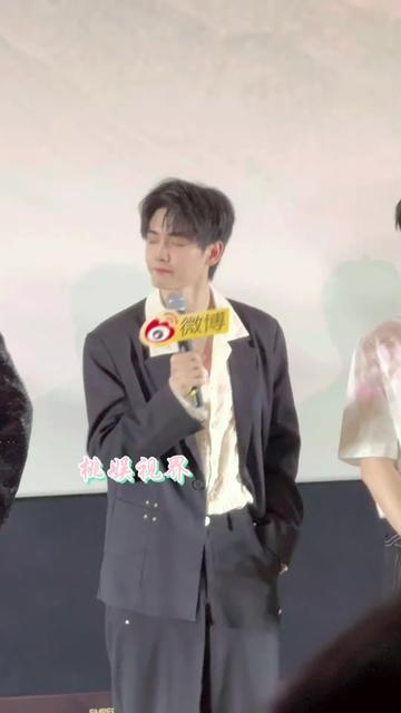 @angela洪仙麗喜欢RileyWang王以纶鬼鬼吴映洁沐言