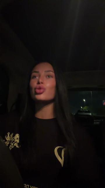 @Nicole Serreti