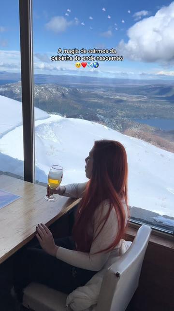 @K&aacute;rolyn K&eacute;telyn