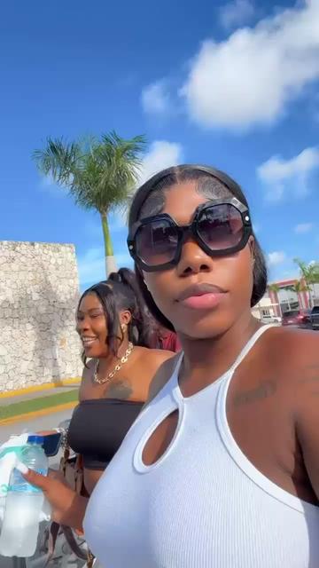 @Neyoudope Gyal
