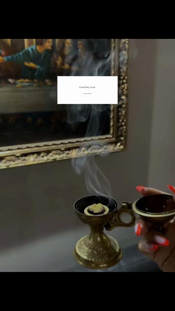@𝓲𝓿𝓸𝓷𝓲𝓬𝓪