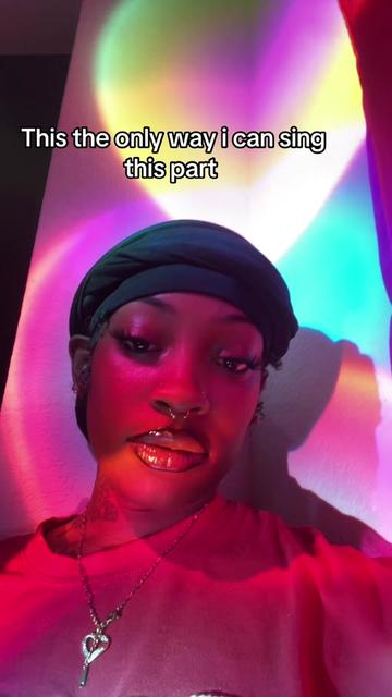 @La'Nae Bae