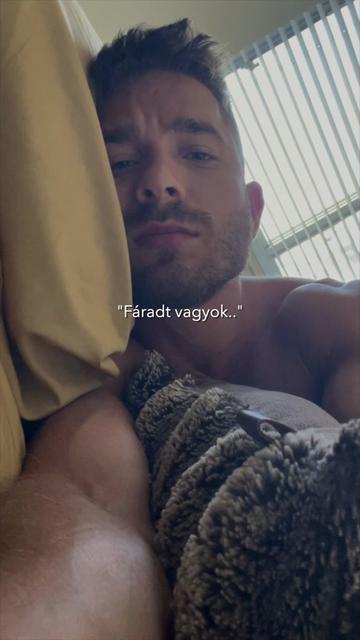 @Deres &Aacute;d&aacute;m