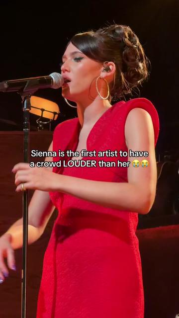 @siennaspirodaily (fan)