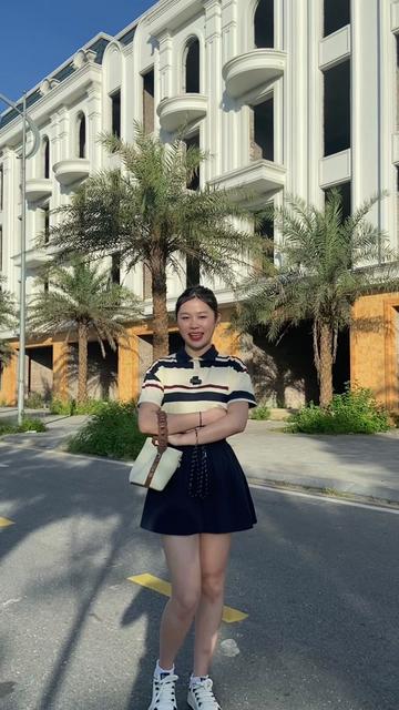 @Nguyễn Ngọc Lan Review