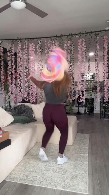 @WellBehavedLassie🍭🍄