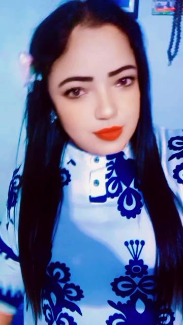 @AmritaGL025❤️🎻🍓🪴♥️🧡