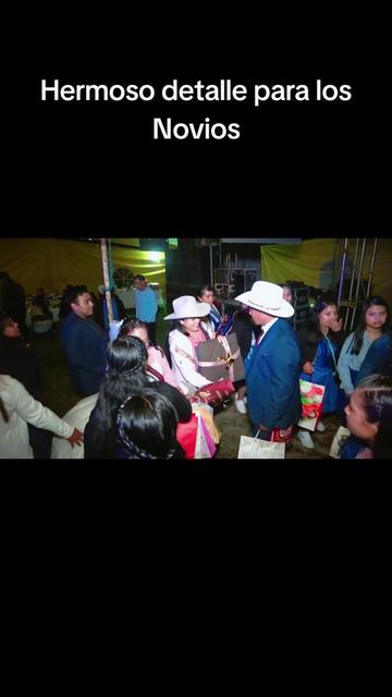 @Producciones Vania