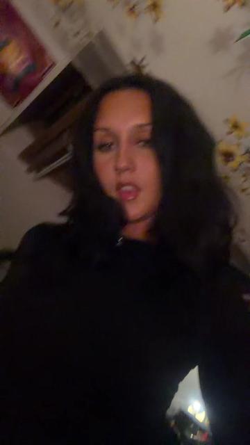 @Godd3ssbratt