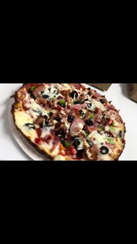 @DeCubapizzeria