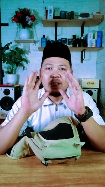@Fadholi Ahmad Story