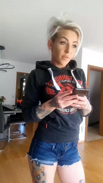 @Karolina