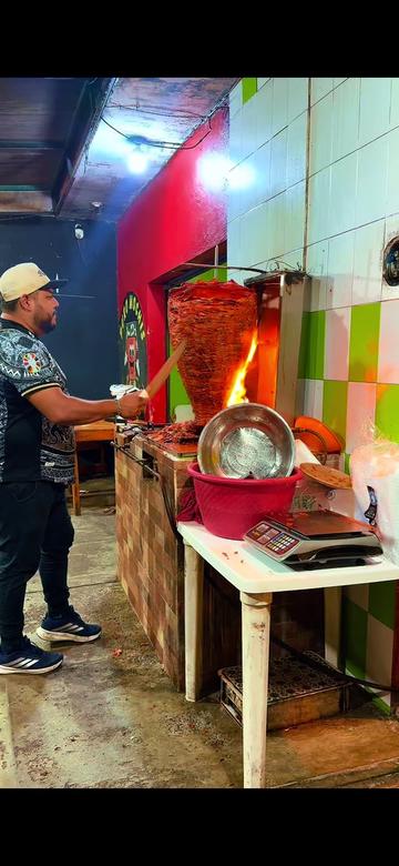 @taqueria_losmochis