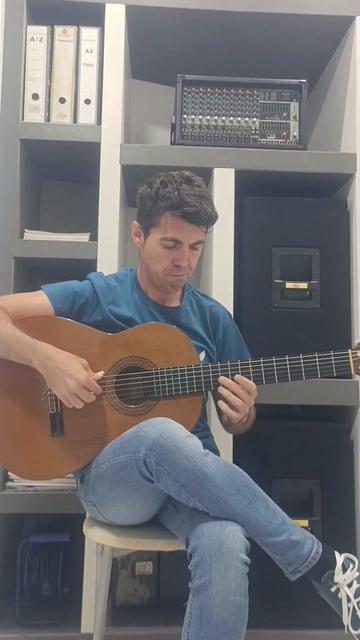 @Julián García