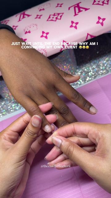 @Rihanna | KCMO Nail Artist