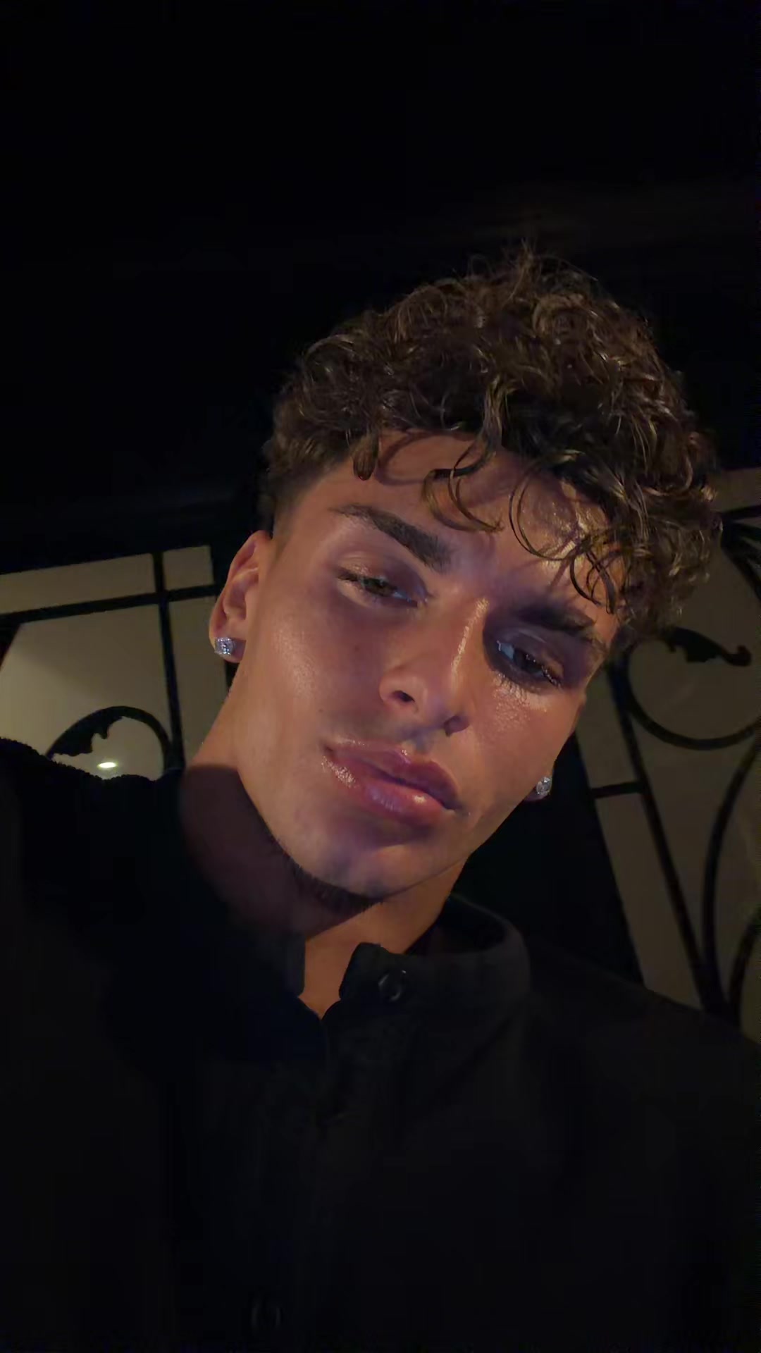 @chris.nikoo