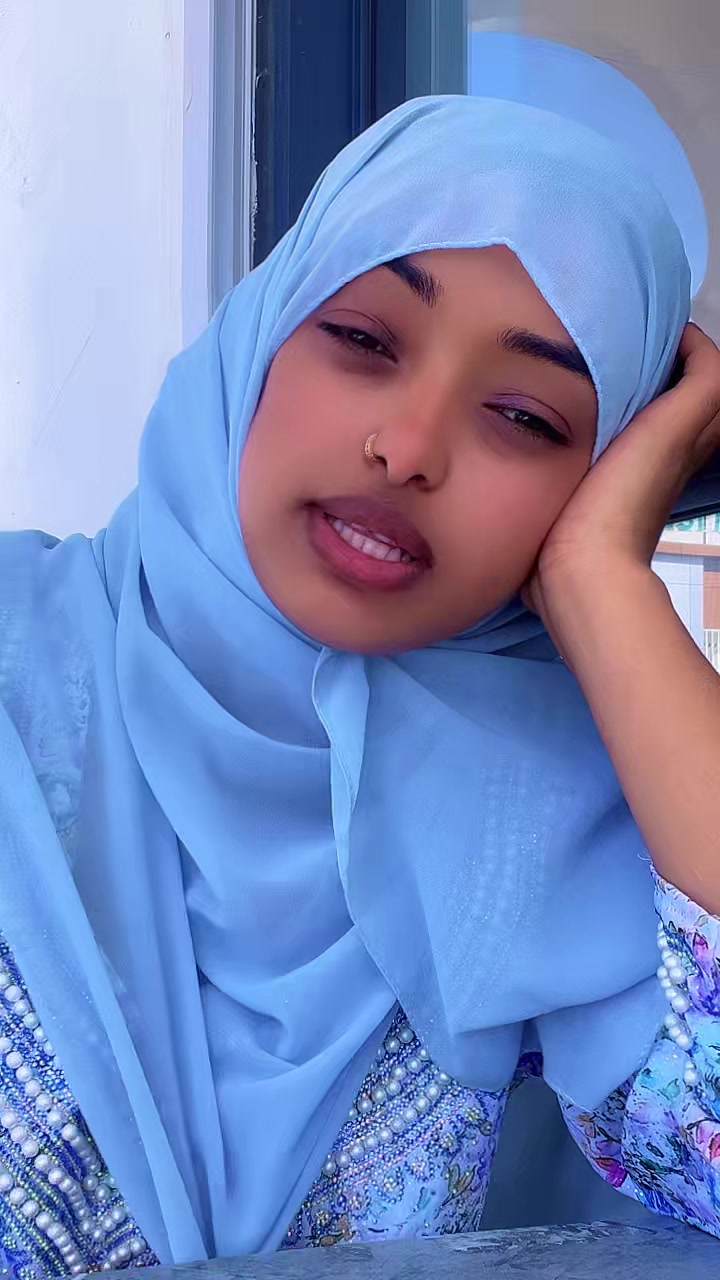 @Ruhi❤️‍🔥