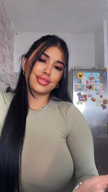 @Antoniaa