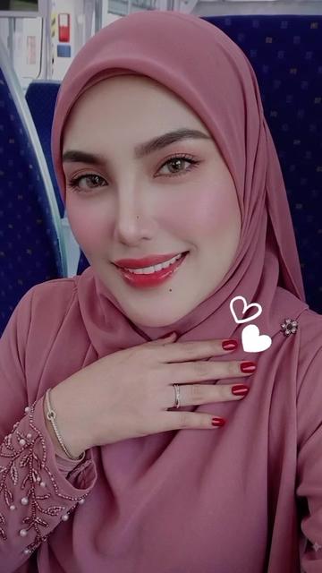 @✿نور محايزا✿(｡◕‿◕｡)