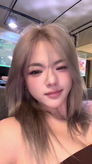 @kristyhui_